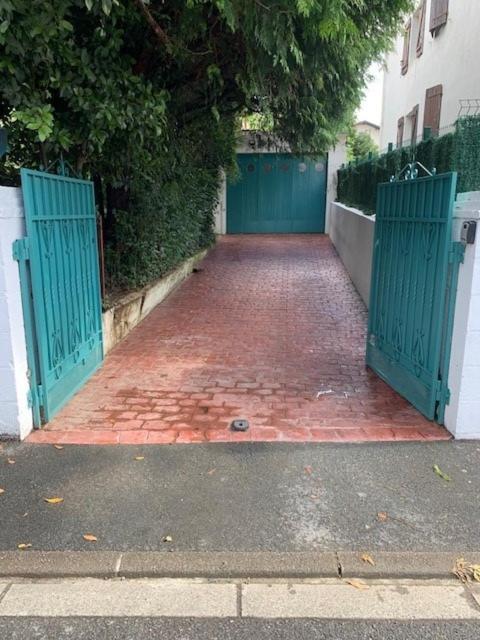 אונדאיי Apartment 55 M2, Sunny Garden & Pool In Villa 1905 מראה חיצוני תמונה
